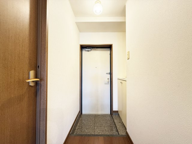 リップルガーデンⅡの玄関