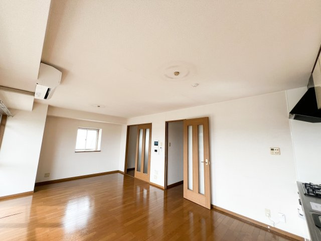 リップルガーデンⅡの居間・リビング