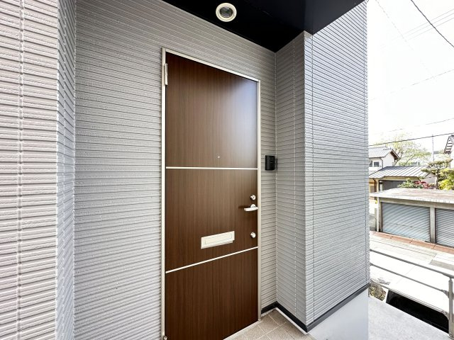 本宮町戸建のエントランス