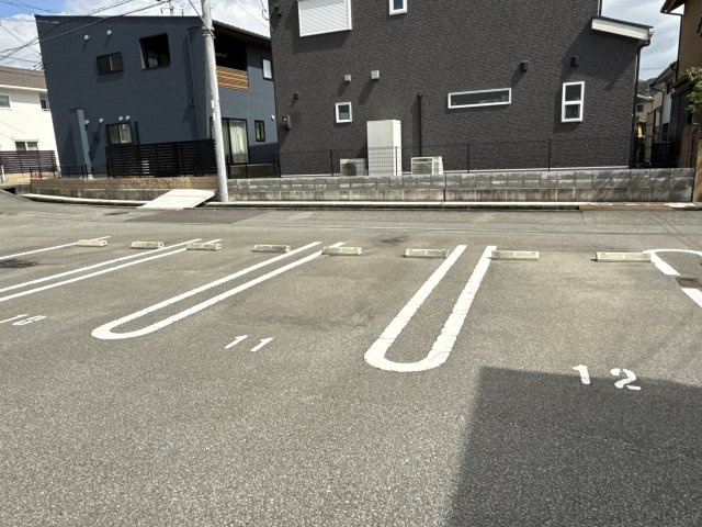 プログレスⅡの駐車場