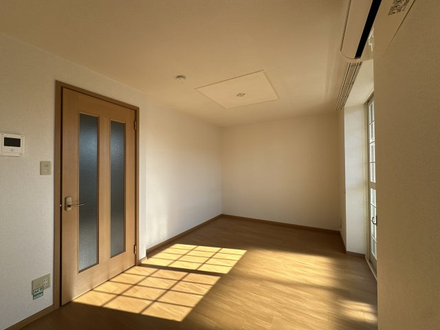 サニーパレスＢの居間・リビング