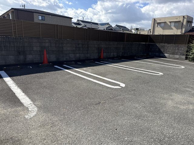 ベル　アンジュの駐車場