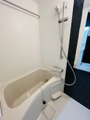 【浴室】 | エヌエムキャトフヴァンヌフ