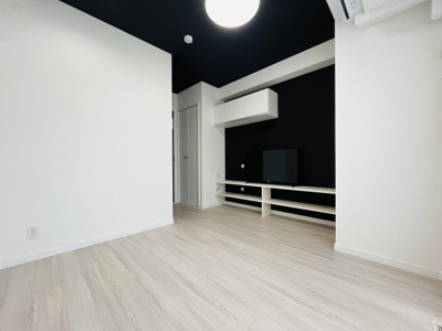 【寝室】 | エヌエムキャトフヴァンヌフ