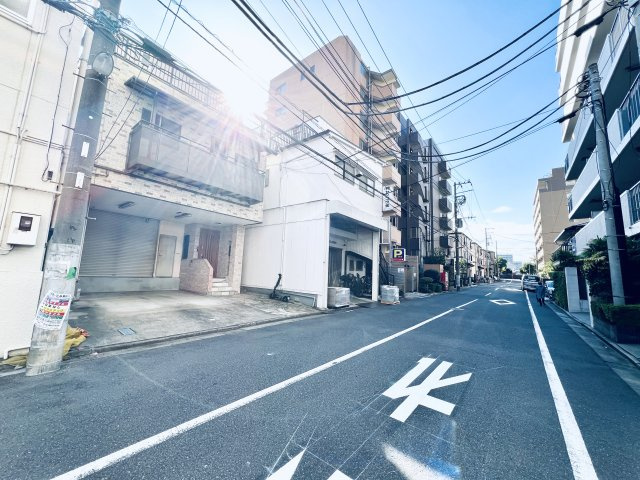 江東区南砂１丁目の戸建の前面道路含む現地写真
