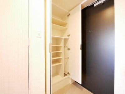 【玄関】 | プレサンス谷町九丁目駅前