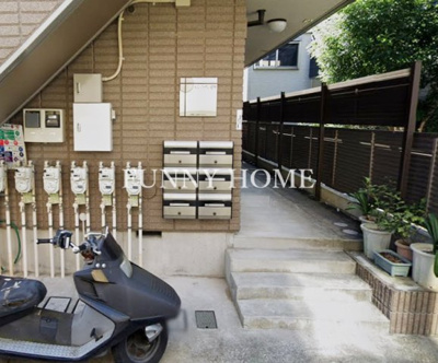 【エントランス】 | メゾン・バーナル祐天寺 | 人気のエリア♪2駅利用可能で主要駅へのアクセス良好です♪