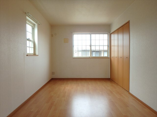 ネイ・クラルテの居間・リビング|別部屋写真です。