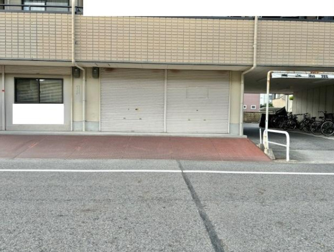 草津市西渋川１丁目の倉庫