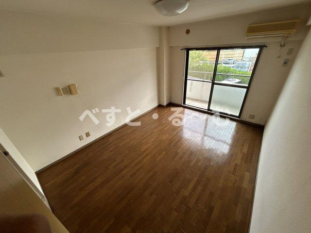 サンシャビルの寝室