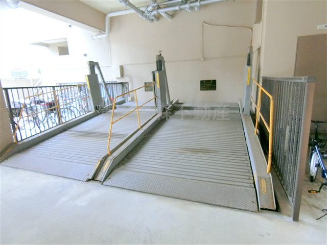 ミリアレジデンス西蒲田の駐車場|駐車場　空き状況はお問合せ下さい。