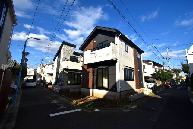 松ノ木2丁目・新築戸建の前面道路含む現地写真