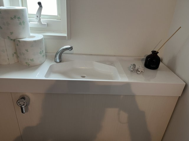 中古住宅　江崎北のトイレ|1階手洗い