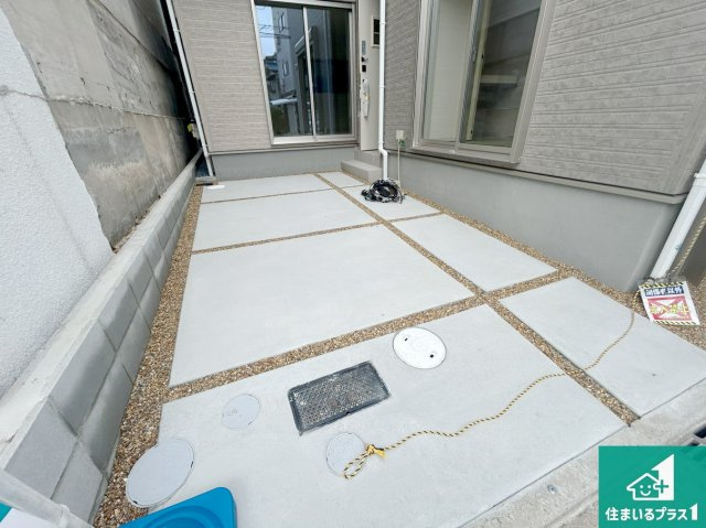 高槻市津之江町　第2期　新築一戸建ての駐車場|駐車スペース！散水栓があるので、こまめに愛車を洗えます！