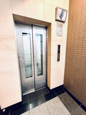 日神パレステージ吾妻橋のその他共用部分|エレベーターは1基