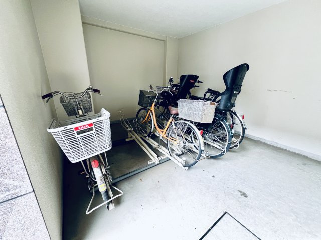日神パレステージ吾妻橋のその他共用部分|駐輪場