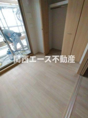  | クローバー・クレスト