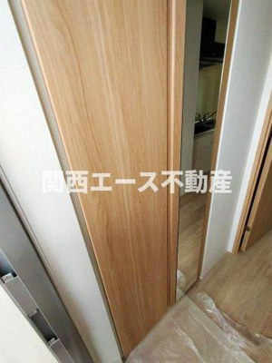  | クローバー・クレスト