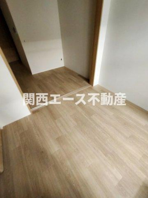  | クローバー・クレスト