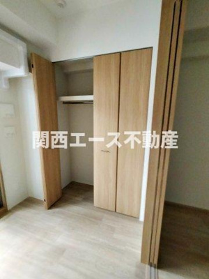  | クローバー・クレスト