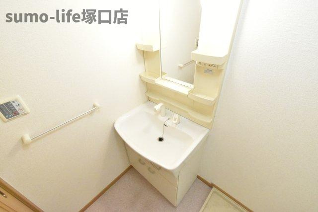 デフィ昆陽の洗面所