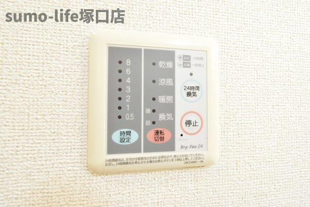デフィ昆陽のその他