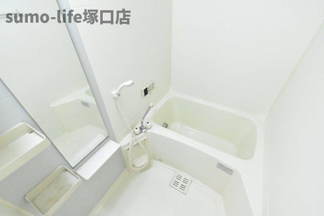 デフィ昆陽の浴室