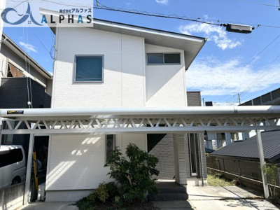 【外観】 | 明石市大久保町谷八木　一戸建て | 太陽光発電8.77kw及び蓄電池搭載の家♪
光熱費が抑えられます♪