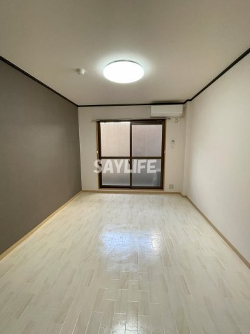 シャンテ21の居間・リビング