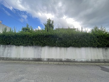 丸亀市前塩屋町一丁目土地の前面道路含む現地写真