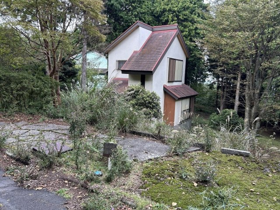 【駐車場】 | 東急天城高原別荘地　戸建