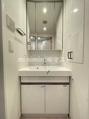 ジオエント新町の洗面所