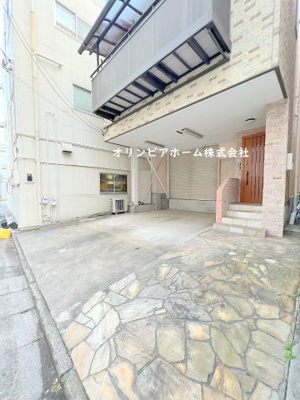 【駐車場】 | 中古戸建　江東区南砂1丁目　空家　所有権44.41坪　カースペース3台