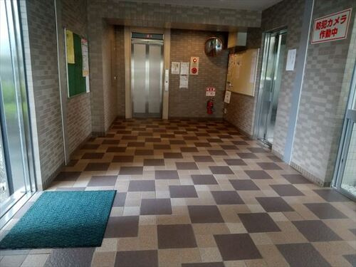 サーパスシティ高知２のエントランス|エントランス：前回募集時/2021年08月の写真     （2021年8月撮影）