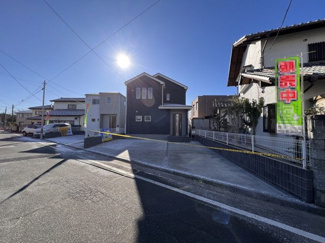 【前面道路含む現地写真】 | 現地写真　駐車スペースは2台分可能です！
