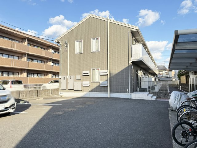 リアン万々の外観