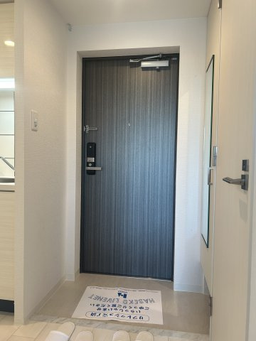 エスリードレジデンス大阪グランノースⅡの玄関