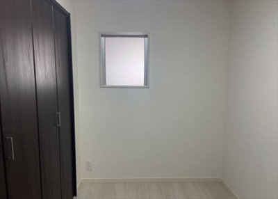 【子供部屋】 | ライオンズマンション淵野辺鹿沼公園 | 子供が何人でも年齢によっては、受験時にしっかり壁のある個室があった方が良い場合もあります。難しい問題ですが、兄弟の人数や、性別や年齢差によって状況が異なりますので、数年後のこともしっかり考えましょう。