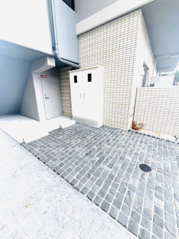 【エントランス】 | エヌエムキャトフヴァンヌフ