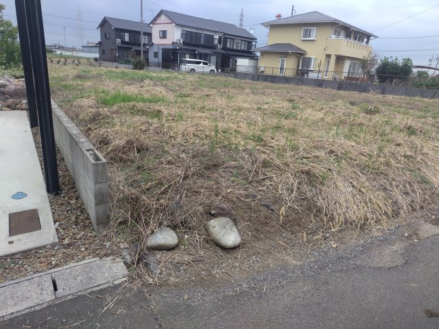 ６１４４８　瑞穂市七崎土地の外観