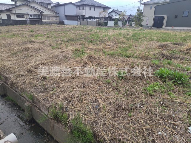 ６１４４８　瑞穂市七崎土地の外観