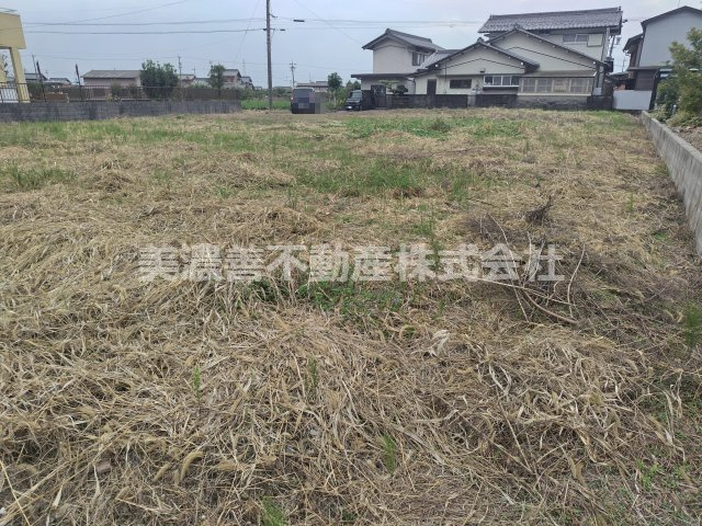６１４４８　瑞穂市七崎土地の外観