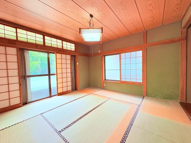 星野村10025-2の和室