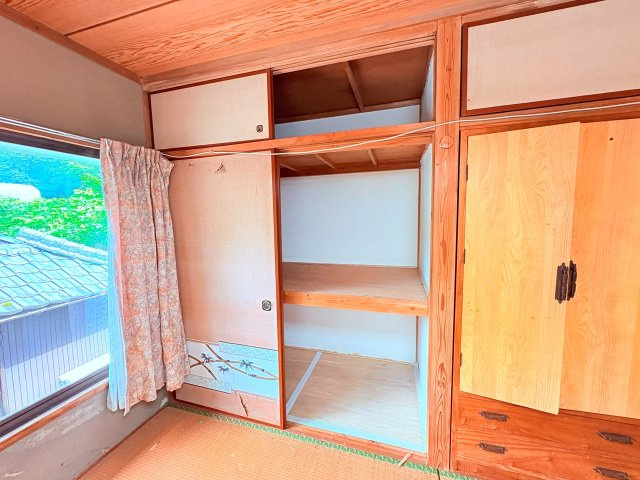 星野村10025-2の収納