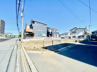 【外観】 | 全区画南道路の陽当りの良い分譲地！建築条件はございませんので、ご希望のハウスメーカーで想い描いたマイホームが叶えられます☆彡造成済みで建築までスムーズに運べます♪