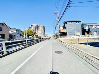 【前面道路含む現地写真】 | 意外と穏やかな前面道路