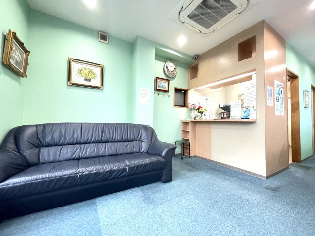 相川店舗のロビー