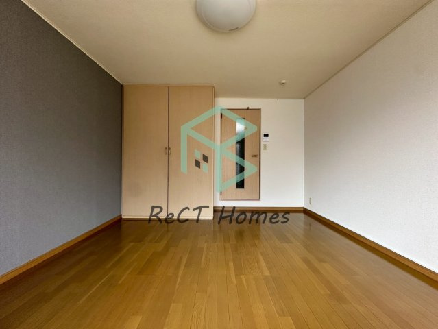 リッチウォーク市役所前 B棟の居間・リビング