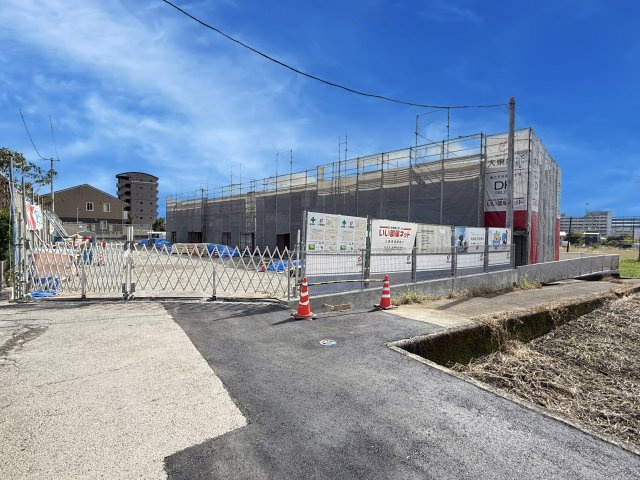 リアンB棟の駐車場