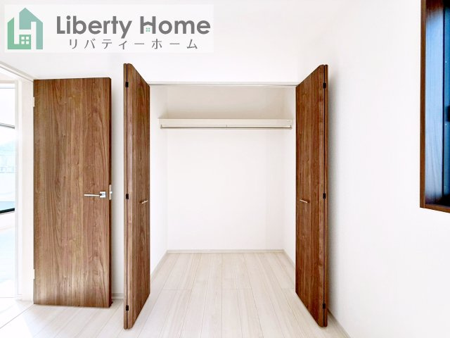 坂東市沓掛23-P1　新築戸建　19号棟　の収納